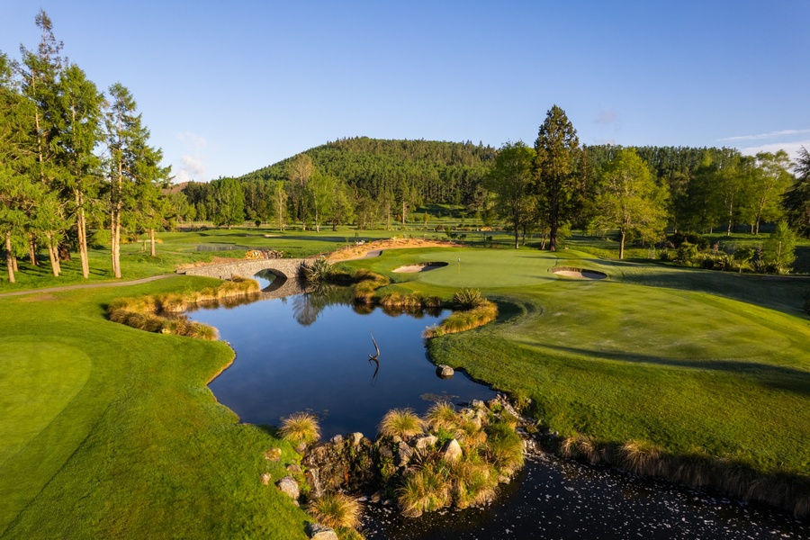 Custom Wairakei Golf + Sanctuary Voucher